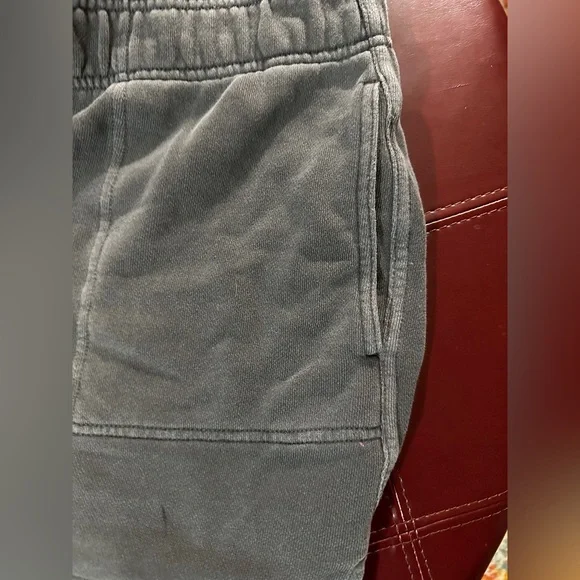 Aerie Women's Gray Casual Shorts - Picture 2 of 4